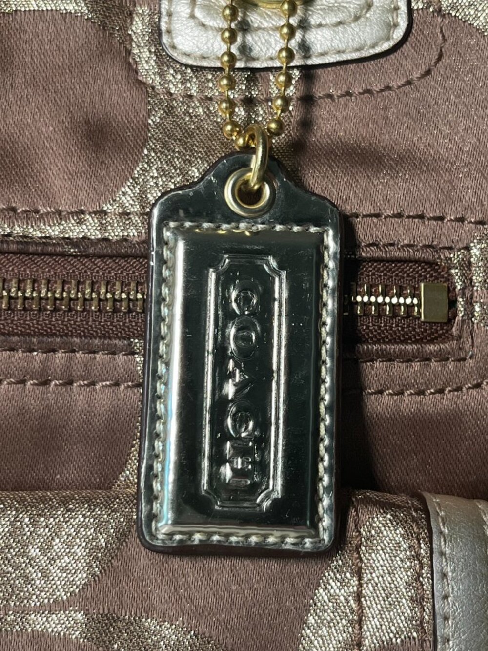 Coach Hampton Weekend Metallic Signature Jacquard Tote Turnlock Satchel 15391 - Picture 3 of 16